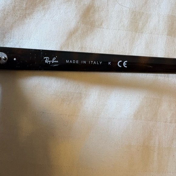rayban’s with case - Picture 5 of 5